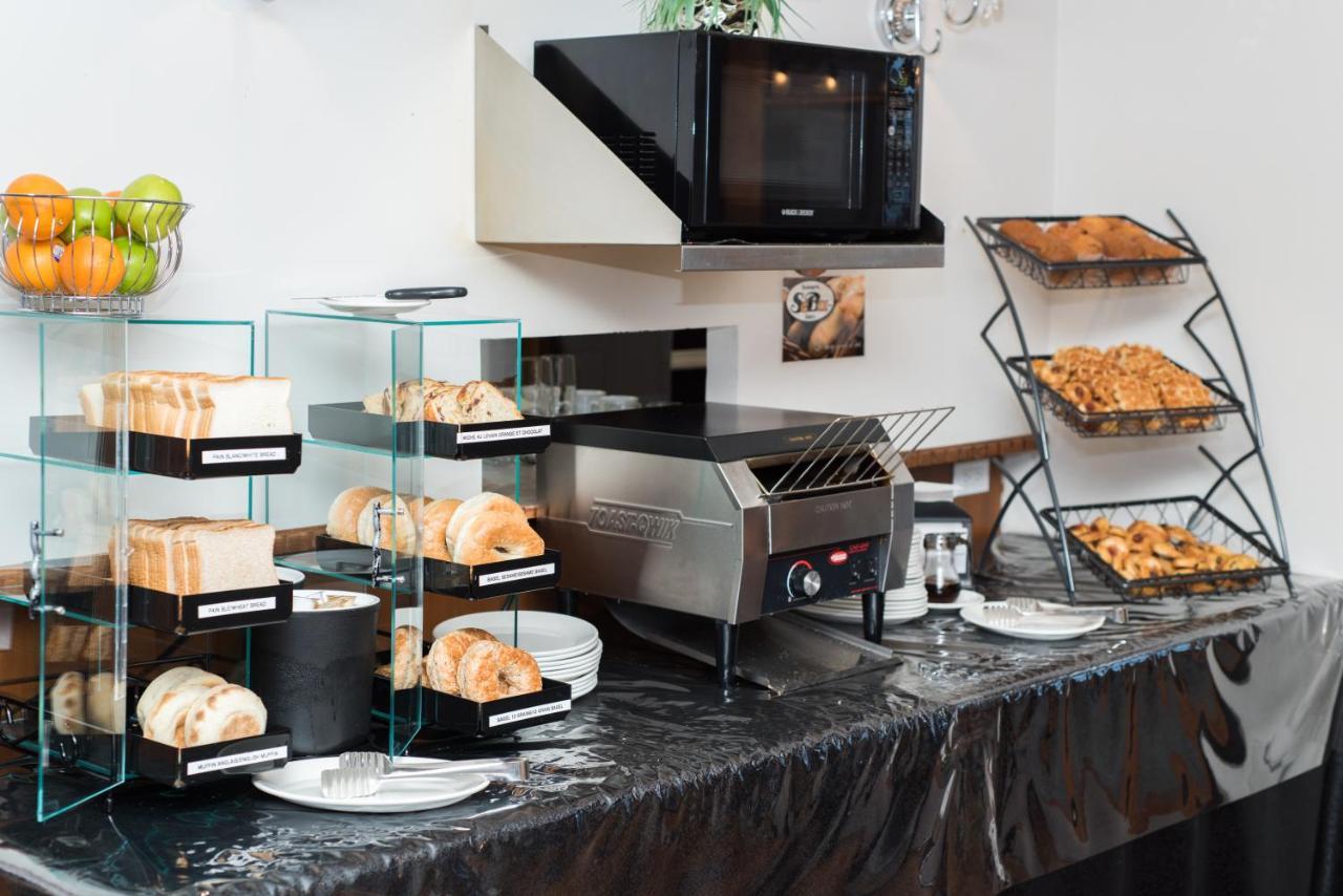 Hotel Le Floral Sherbrooke Ngoại thất bức ảnh