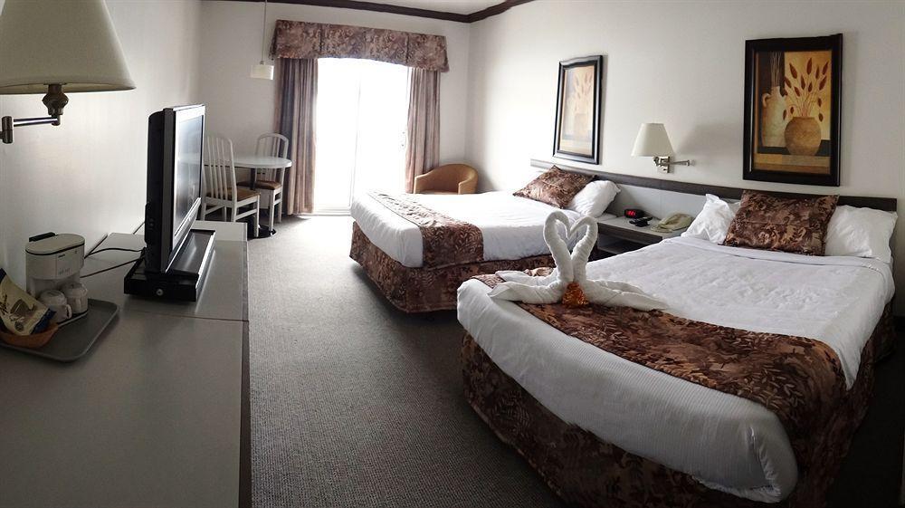 Hotel Le Floral Sherbrooke Ngoại thất bức ảnh