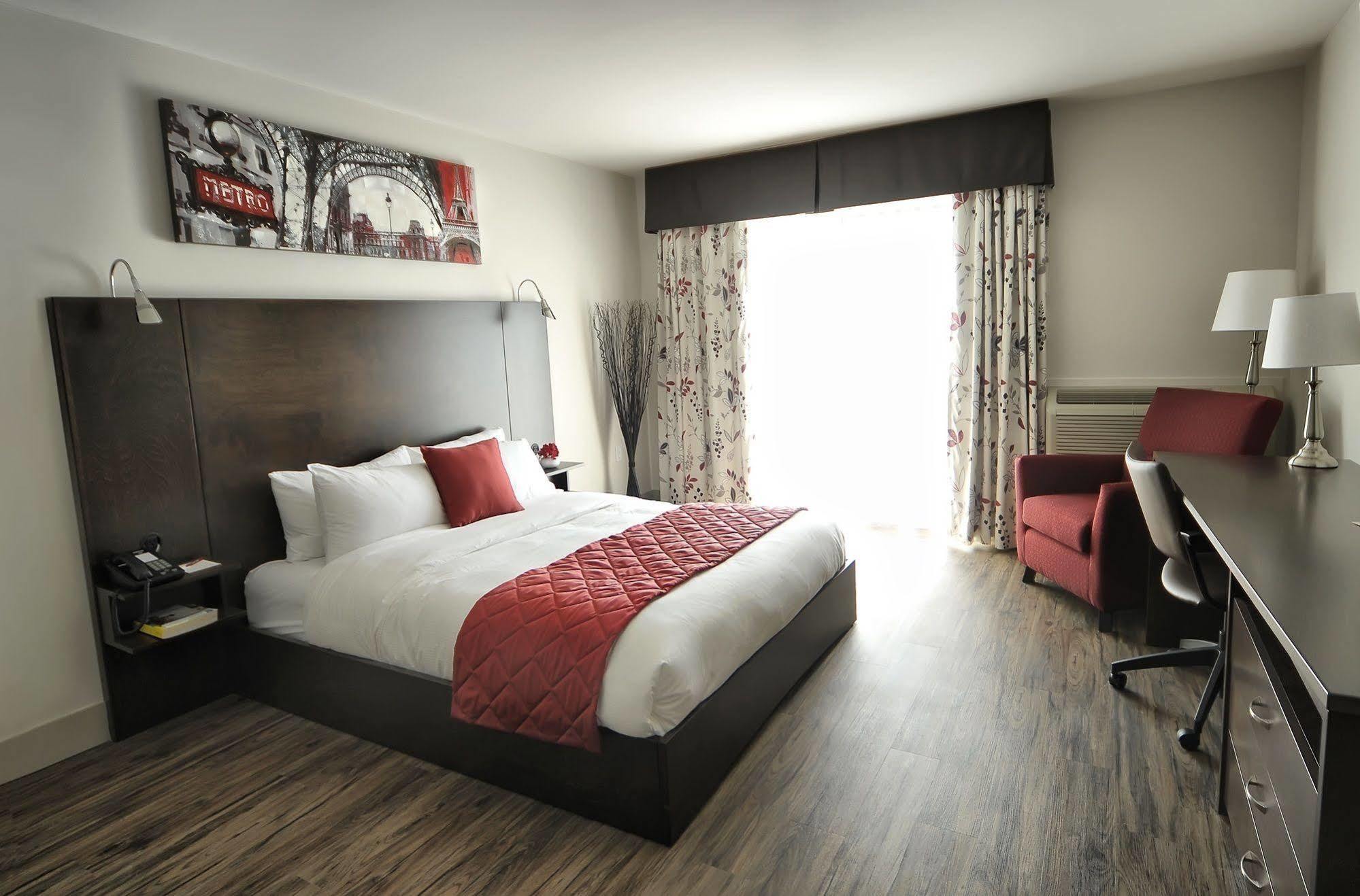 Hotel Le Floral Sherbrooke Ngoại thất bức ảnh