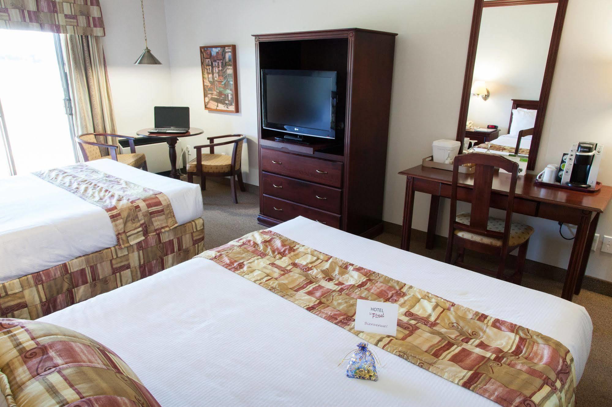 Hotel Le Floral Sherbrooke Ngoại thất bức ảnh
